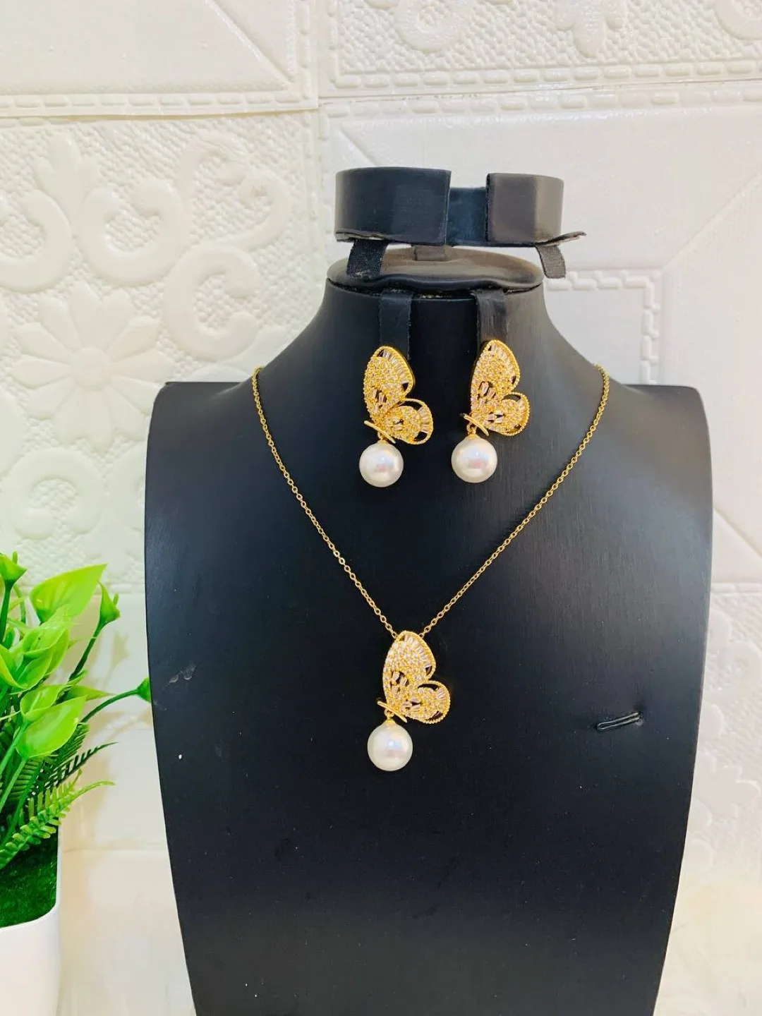 Necklace 1