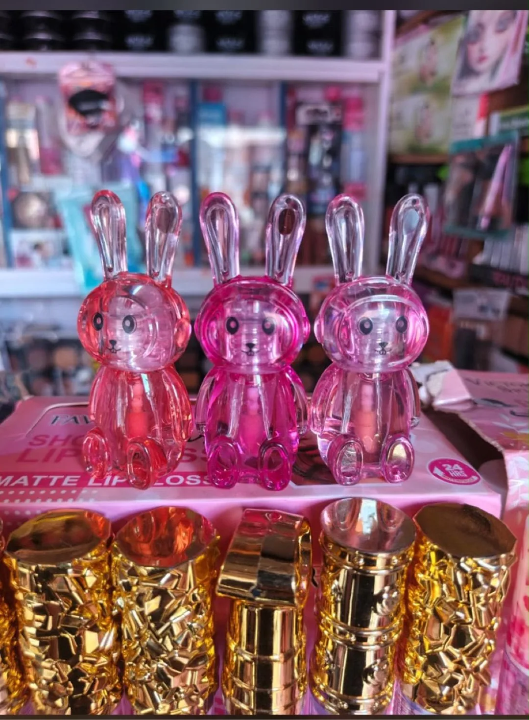 Lip gloss 4