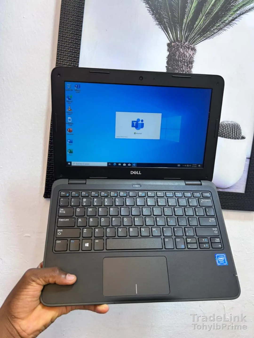 # Dell Latitude 3190