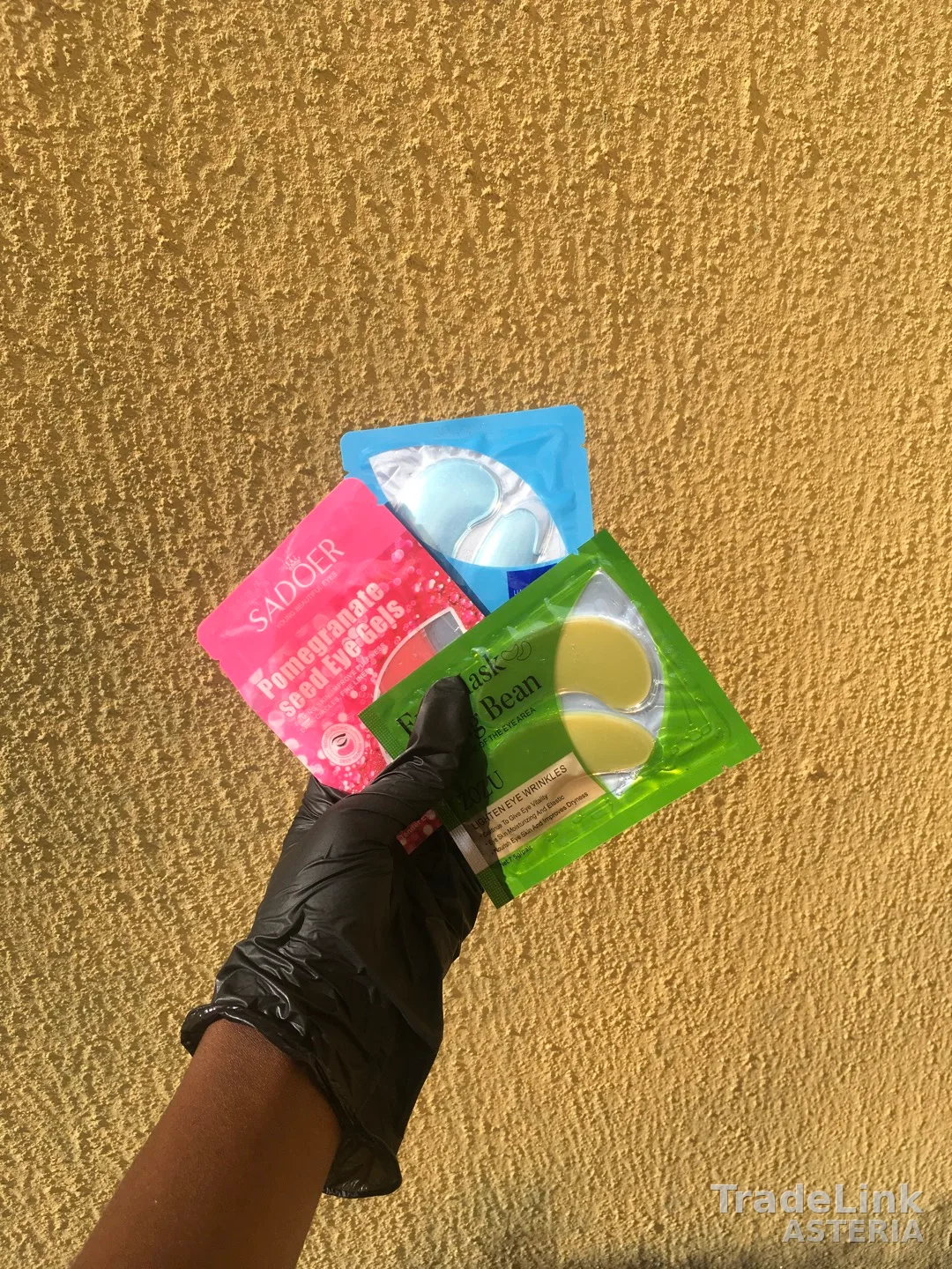 Eye mask
