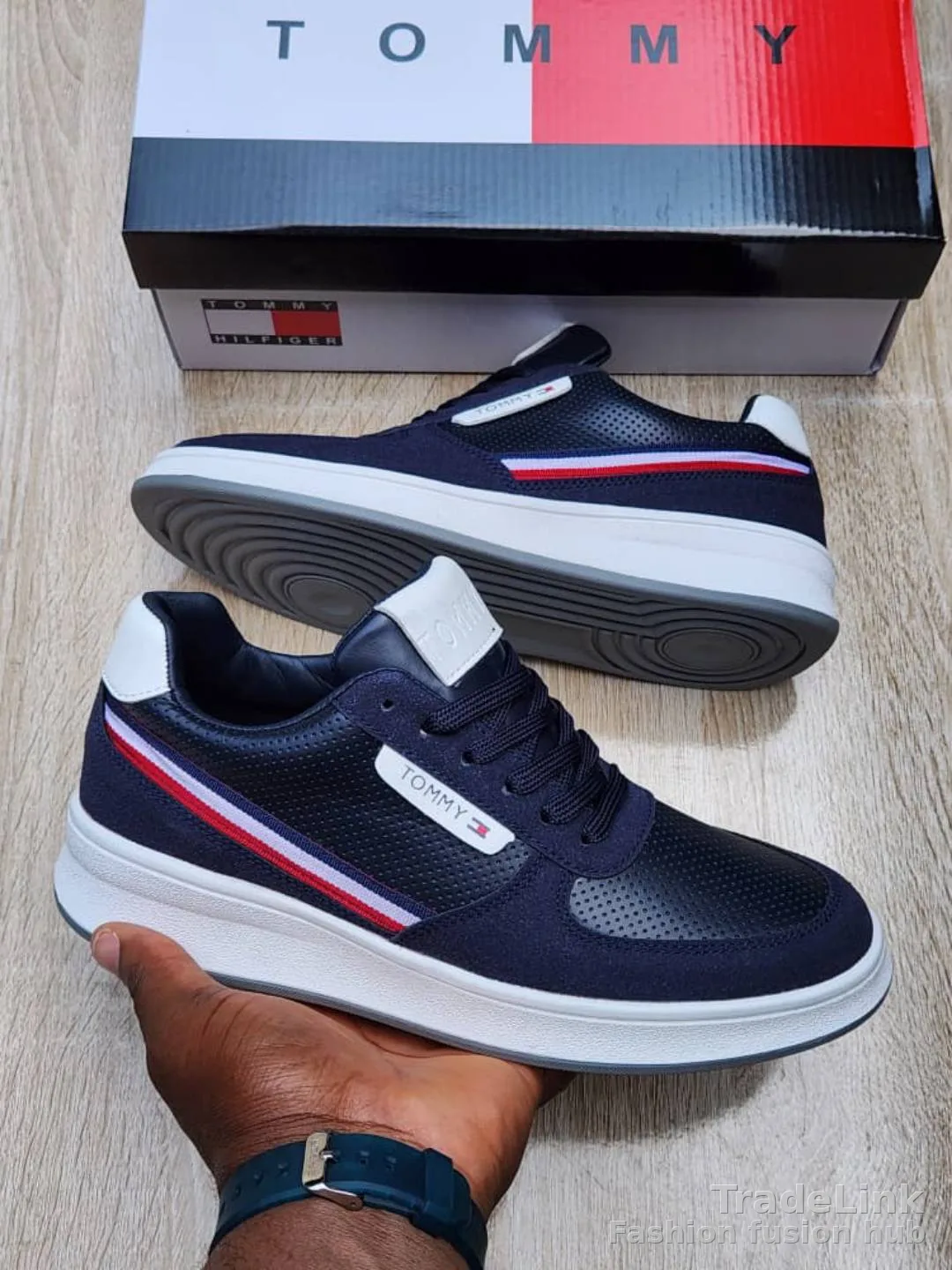 Tommy Hilfiger Men's Casual Sporty Sneaker 3