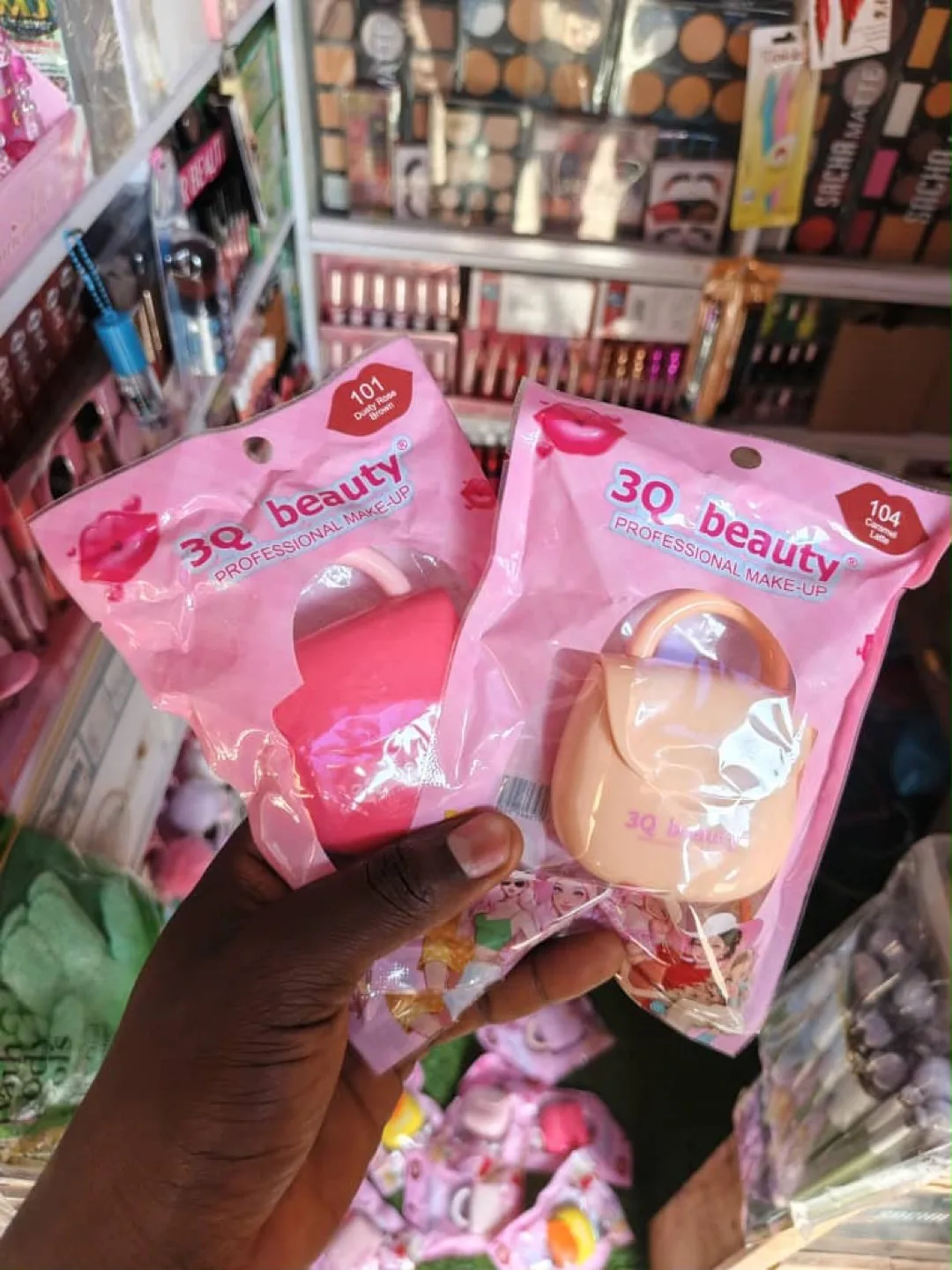 Fancy lip gloss 1