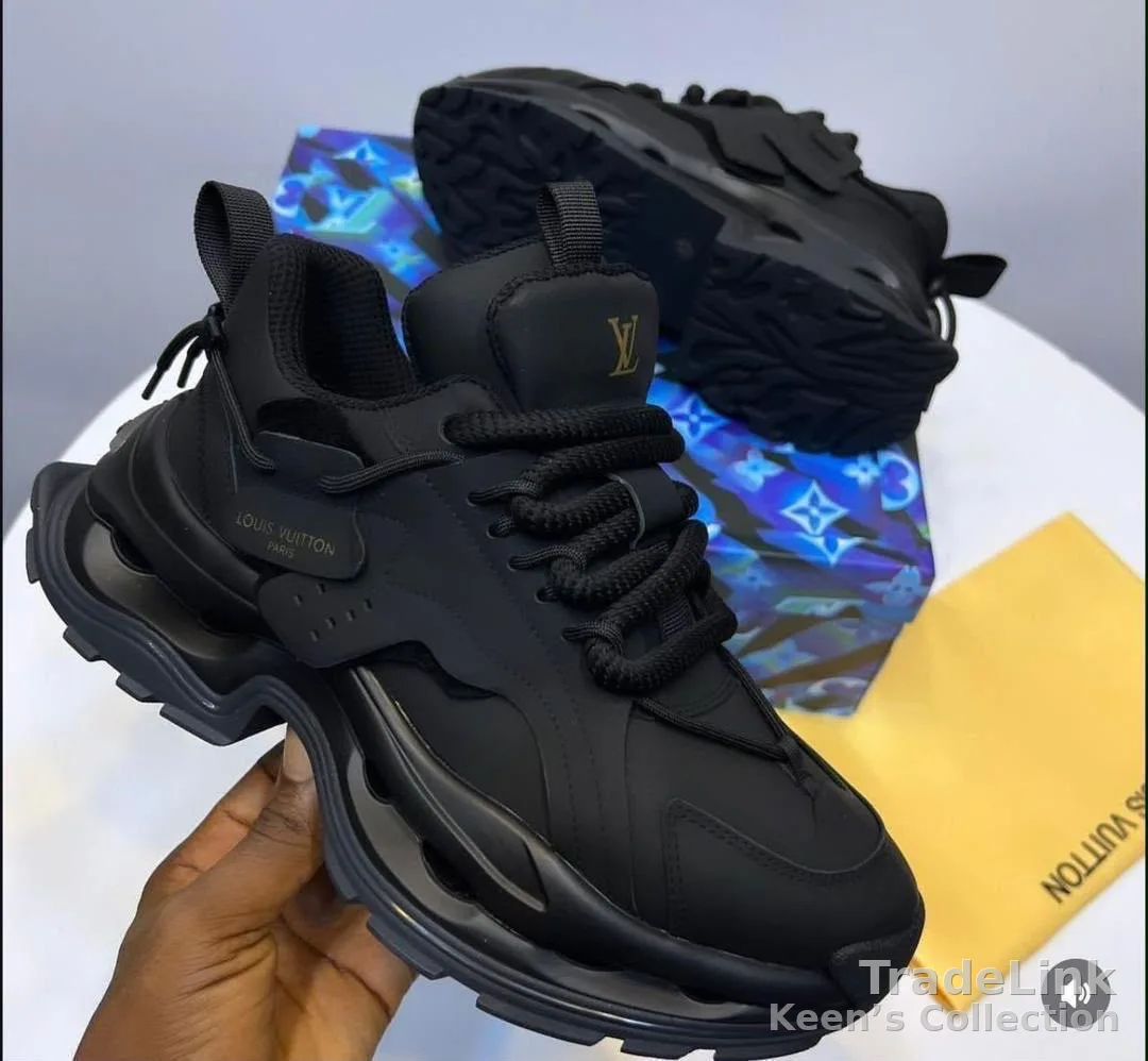 Louis Vuitton Sneakers 2