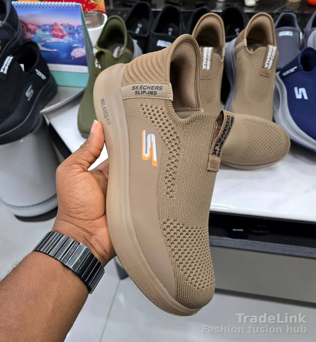 Skechers Hands Free Slip-ins Relaxed Fit: GO WALK series 3