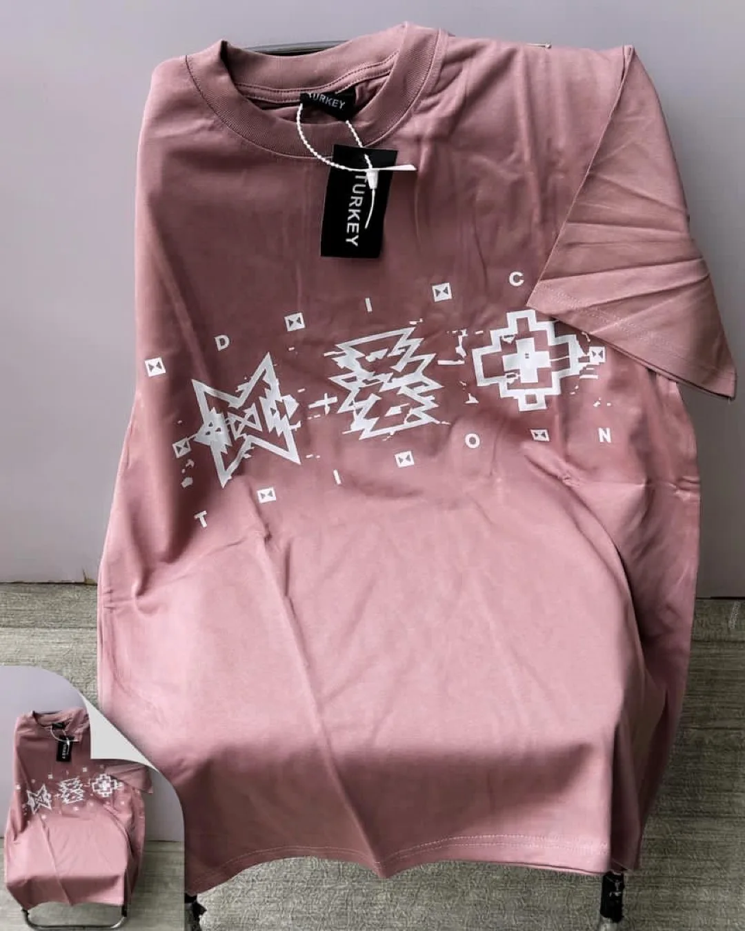 Round-Neck T-Shirt 4